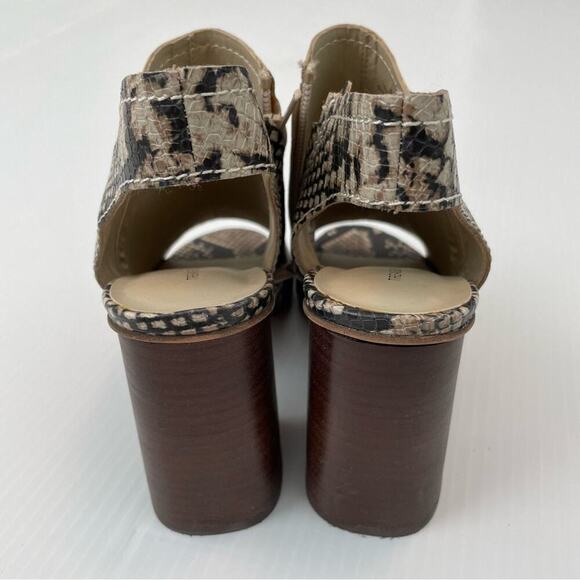 Treasure & Bond snake pattern stacked heel peep toes shoes size 8.5 - Picture 6 of 12